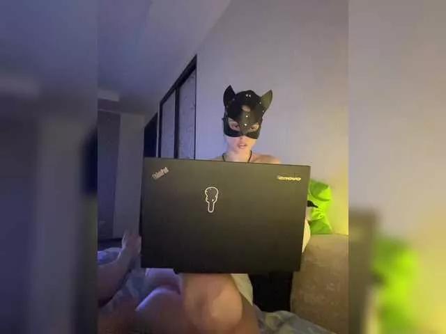 SexyMilf23 on BongaCams