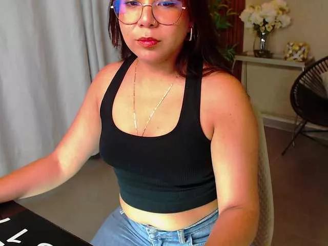 Victoria-Collins on BongaCams