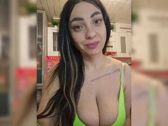 vipbrunetka on BongaCams