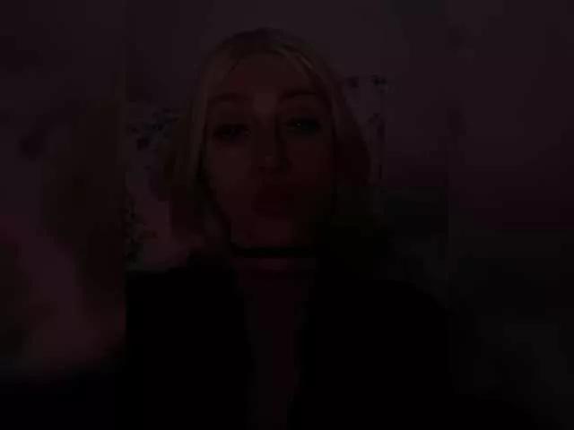 Freechat ViviRoss on BongaCams