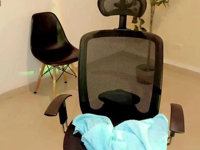 WhisperWish on BongaCams