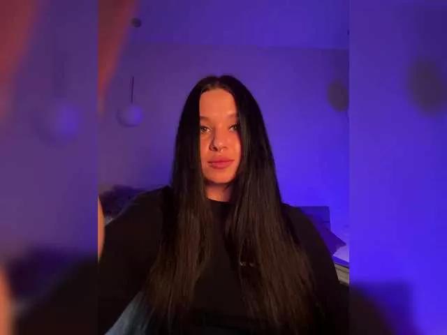 WhoreMira on BongaCams