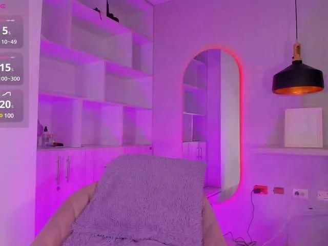 zoewhitte on BongaCams