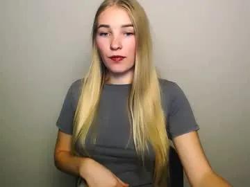 Freechat _snow_queen__ on Chaturbate