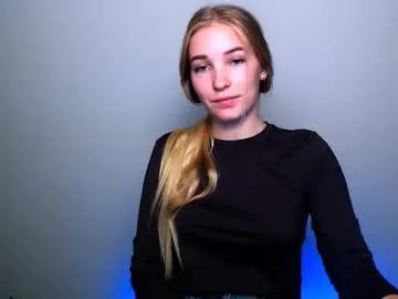 Freechat _snow_queen__ on Chaturbate