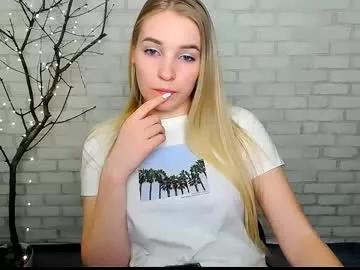 Freechat _snow_queen__ on Chaturbate