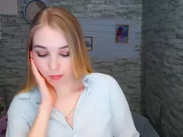 Freechat _snow_queen__ on Chaturbate