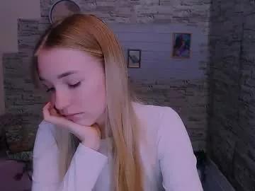 Freechat _snow_queen__ on Chaturbate