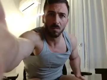 aaront0pmuscles on Chaturbate