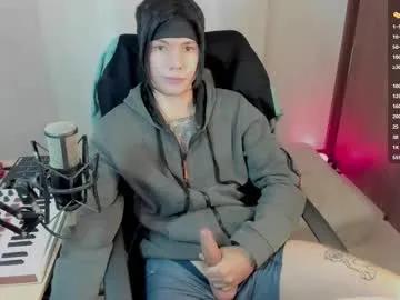 adam_rocket on Chaturbate