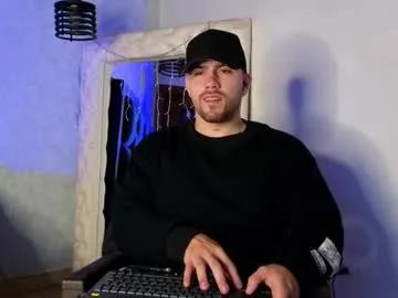 ades_lowe on Chaturbate