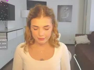 adri_dream on Chaturbate