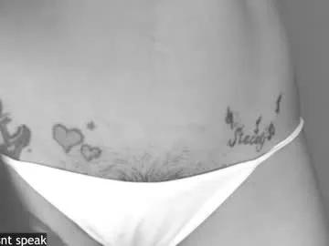 adria_ross on Chaturbate