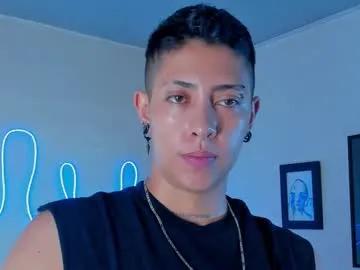 aleja1214 on Chaturbate