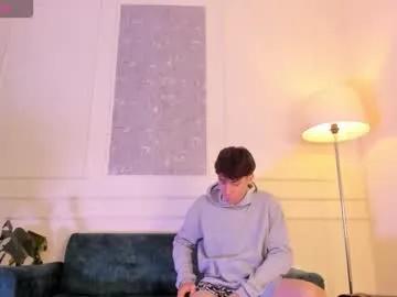 Freechat alessandro_dybala on Chaturbate