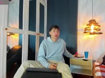 Freechat alessandro_dybala on Chaturbate