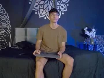 alessiovitale on Chaturbate