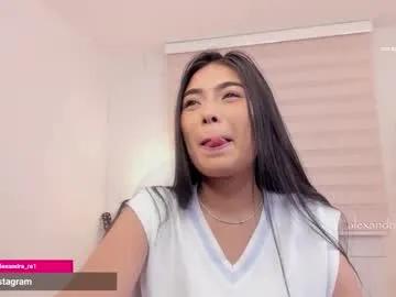 alexandra_ra1 — GOAL: Ride torso and oil ass [273 tokens left] #latina #squirt #natural #deepthroat #blowjob