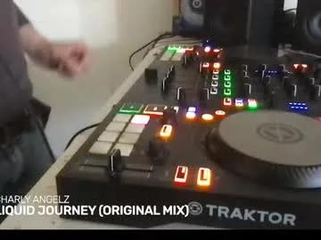 alien8720 on Chaturbate