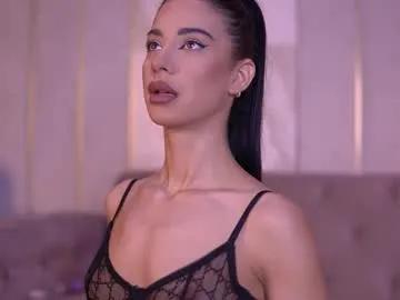 Freechat arinarhodes on Chaturbate