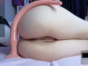 auroralovejoy on Chaturbate