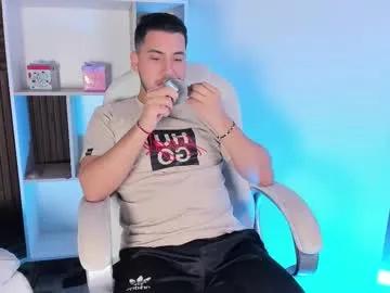 Freechat axel_grey_ on Chaturbate