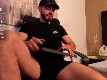 axelthompsom on Chaturbate