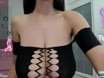 belovedkhlloe on Chaturbate