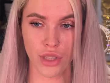 blush_mikki on Chaturbate