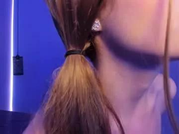 bonniie_22 on Chaturbate