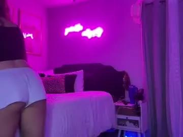 brielledaviss on Chaturbate