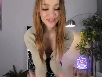 Freechat c_moonie_ on Chaturbate