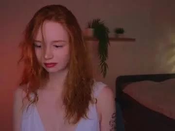 carolinnk on Chaturbate