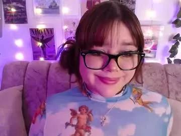 chaarlotte_1 on Chaturbate