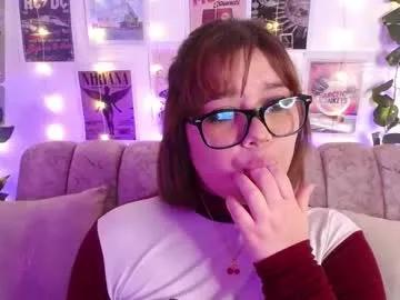 chaarlotte_1 on Chaturbate