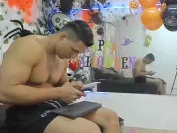 Freechat choreythaiylor on Chaturbate