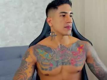 chris_reilly on Chaturbate