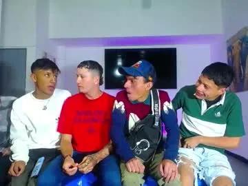 Freechat crismens on Chaturbate