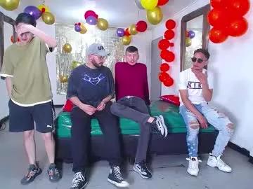 Freechat crismens on Chaturbate