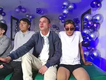 Freechat crismens on Chaturbate