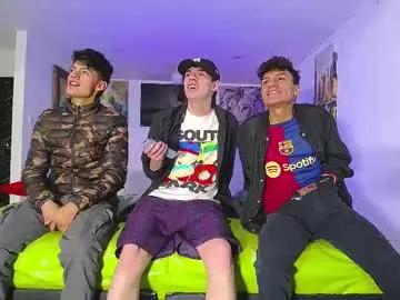 Freechat crismens on Chaturbate