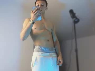 deus_belli on Chaturbate