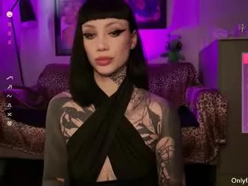 dgtlgrl on Chaturbate