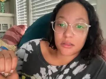 dreamyriri on Chaturbate