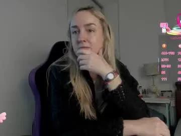 dulcejulia on Chaturbate