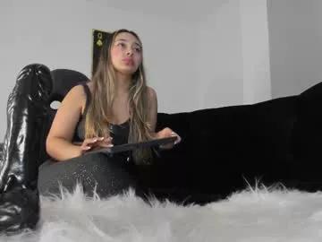 dulcepurnimaqos on Chaturbate