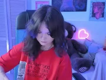 elainebeness on Chaturbate