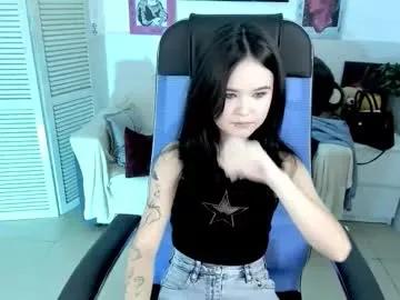 elainebeness on Chaturbate