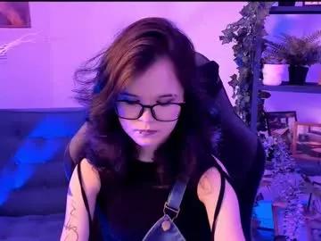 elainebeness on Chaturbate