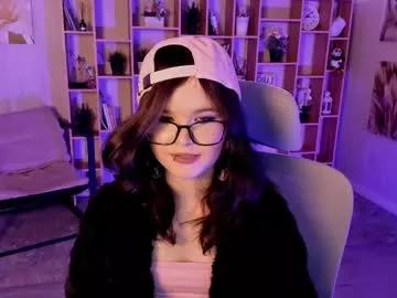 elainebeness on Chaturbate